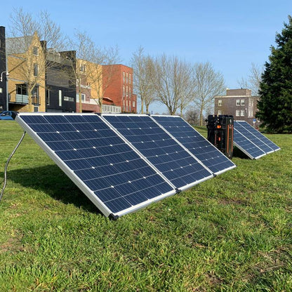 Mobisun PSG1800 Bundle 3000Wh + 4x 300W Solar Panels - portable Watt close