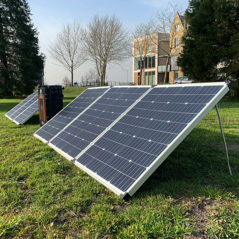 Mobisun PSG1800 Bundle 3000Wh + 4x 300W Solar Panels - portable Watt verstelbaar